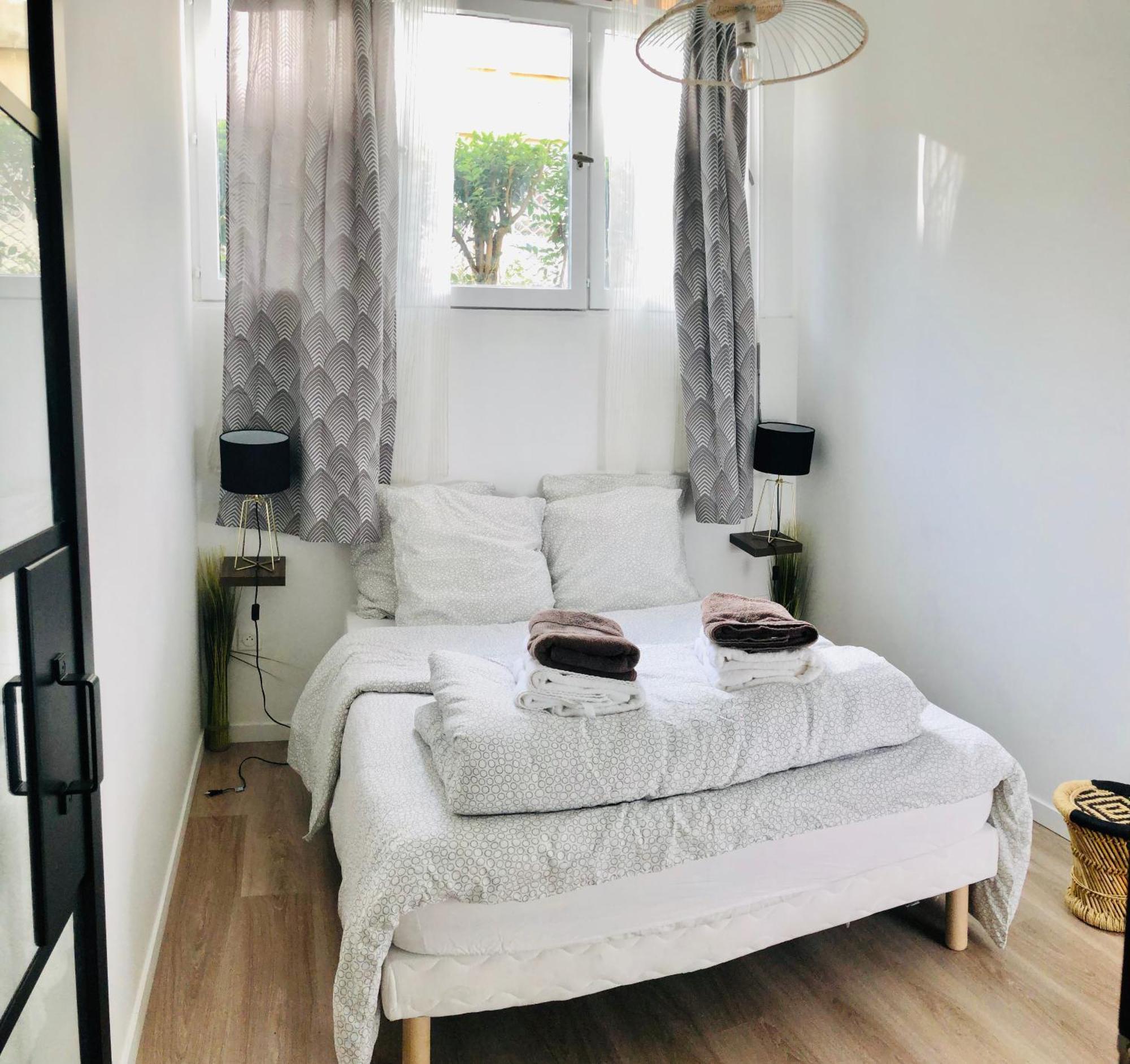 Metro Gambetta Apartman Párizs Kültér fotó