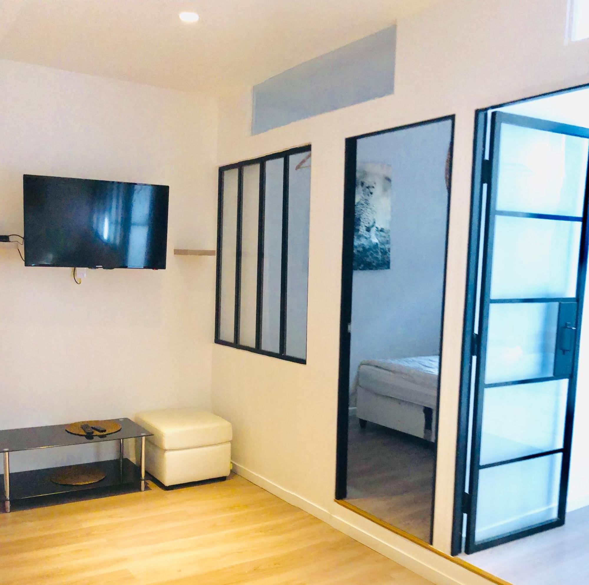 Metro Gambetta Apartman Párizs Kültér fotó