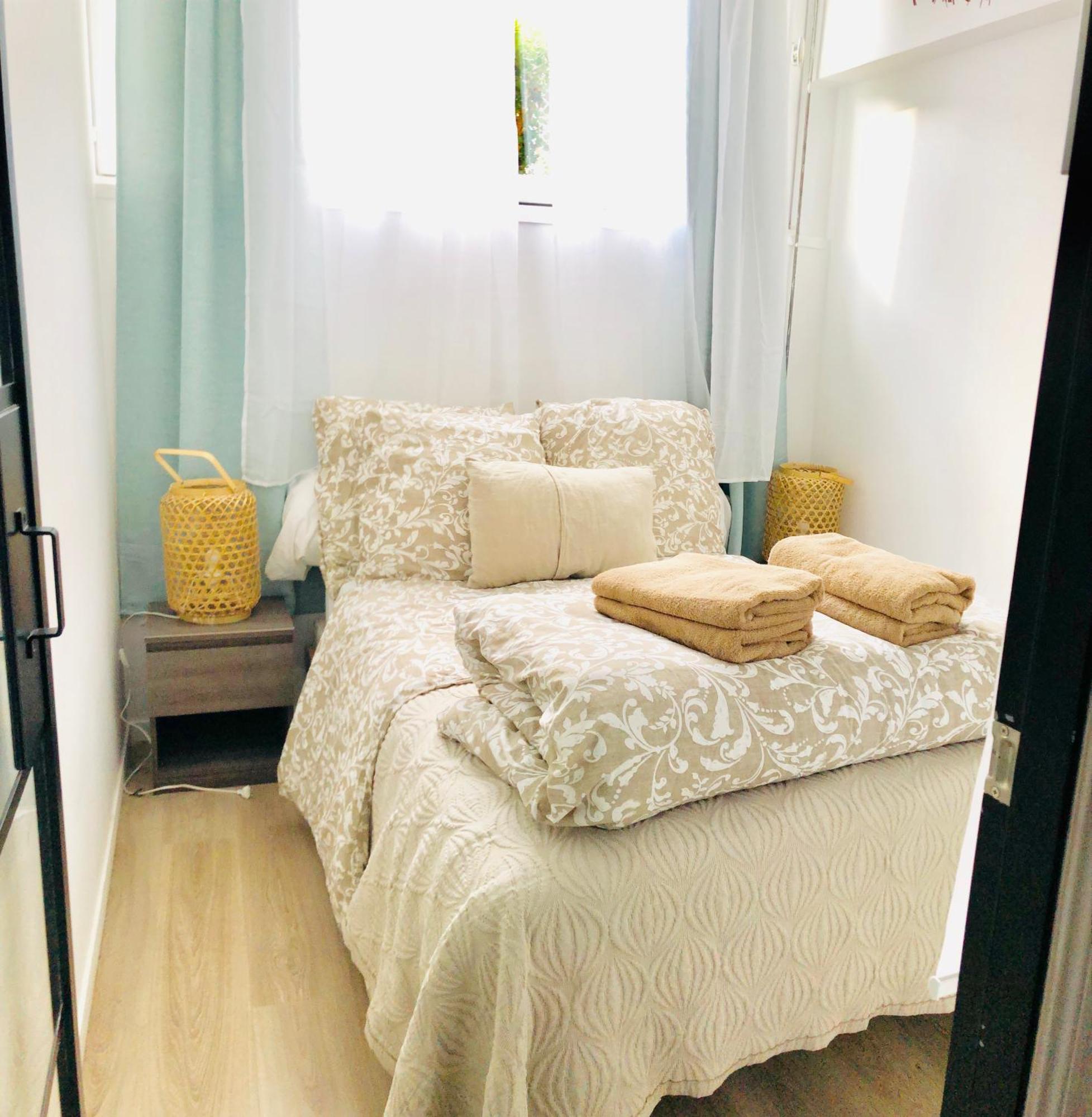 Metro Gambetta Apartman Párizs Kültér fotó